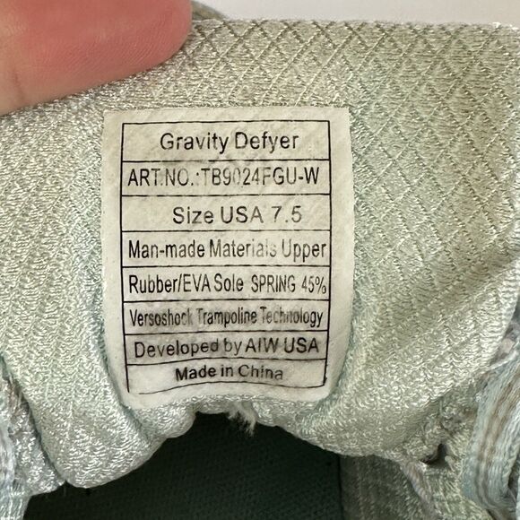 GDEFY Gravity Defyer Mighty Walk Athletic Sneakers Size 7.5 Gray Blue Shoes - Picture 2 of 12